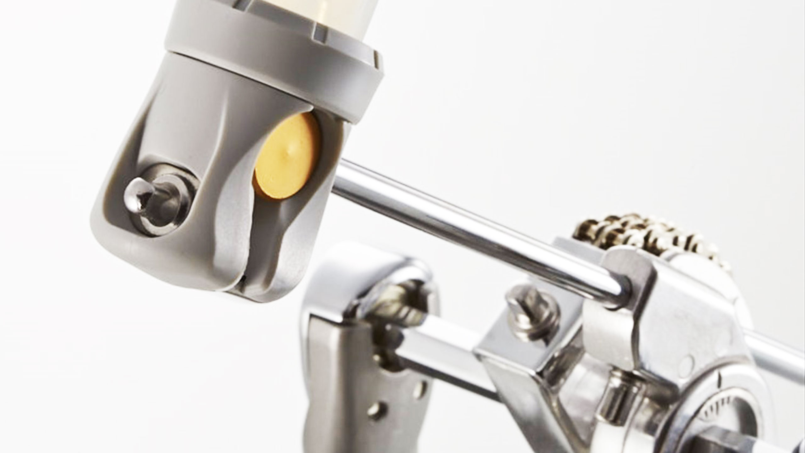 最新ドラムペダルビーター。Kitano F3500、TAMA CB900AS踏み比べ