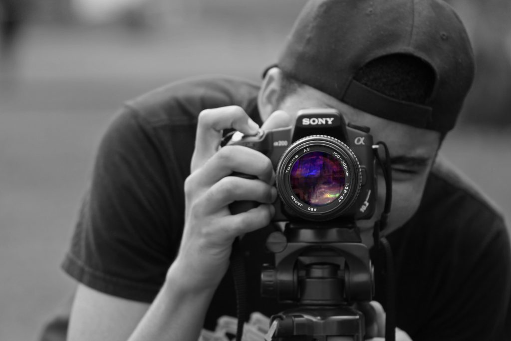 ライブの写真撮って 一眼レフカメラ初心者が撮影を頼まれた時に気をつけること ライブの写真撮って 一眼レフカメラ初心者が撮影を頼まれた時に気をつけること