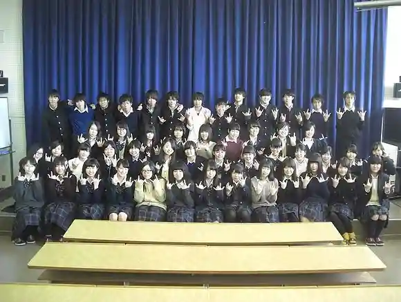 Sakurazuka High School Light Music Club