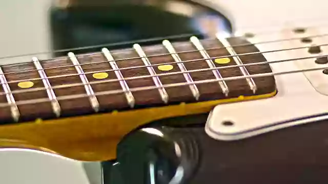 エレキギターの種類と特徴。ギター初心者の基礎知識